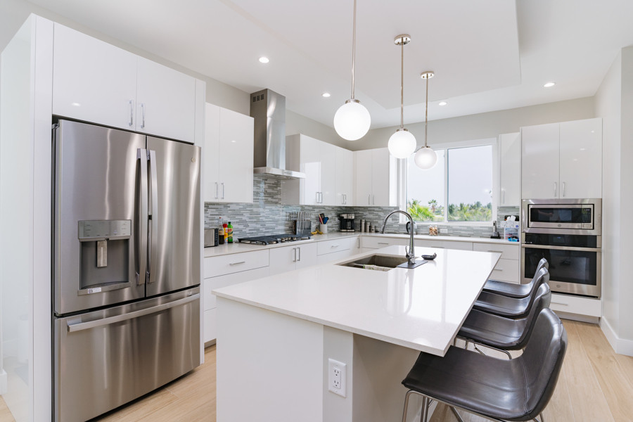 Grand Palmyra 4 Bed End Unit + Canal Views