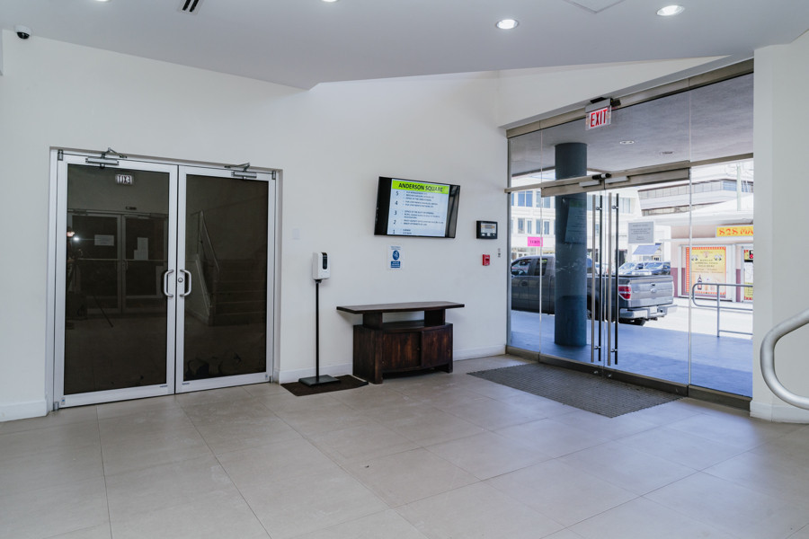 Lease Anderson Square Prime Retail Ground Floor 2000 to 2000 sq. ft