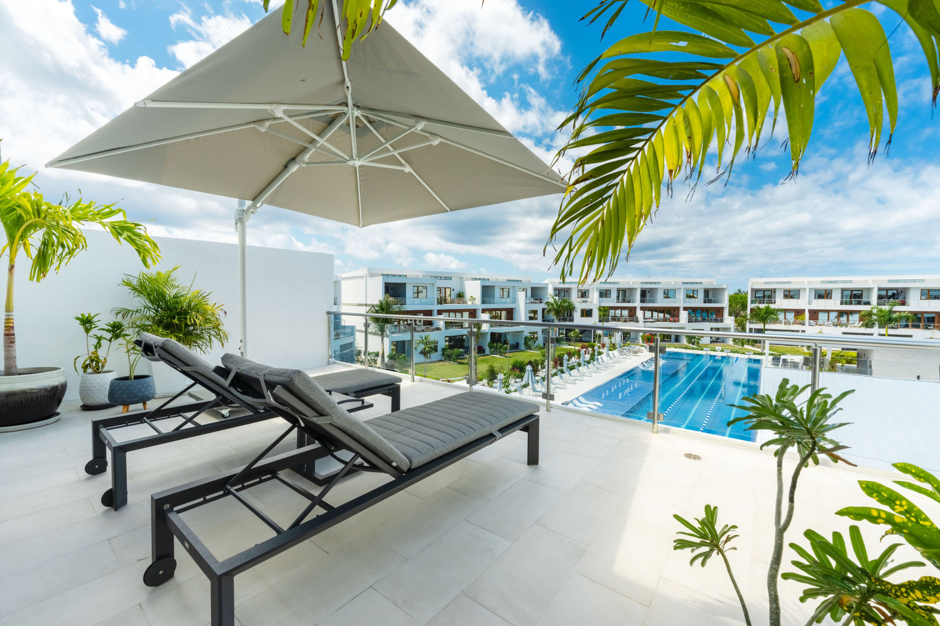 Arvia Canal Front With Dock