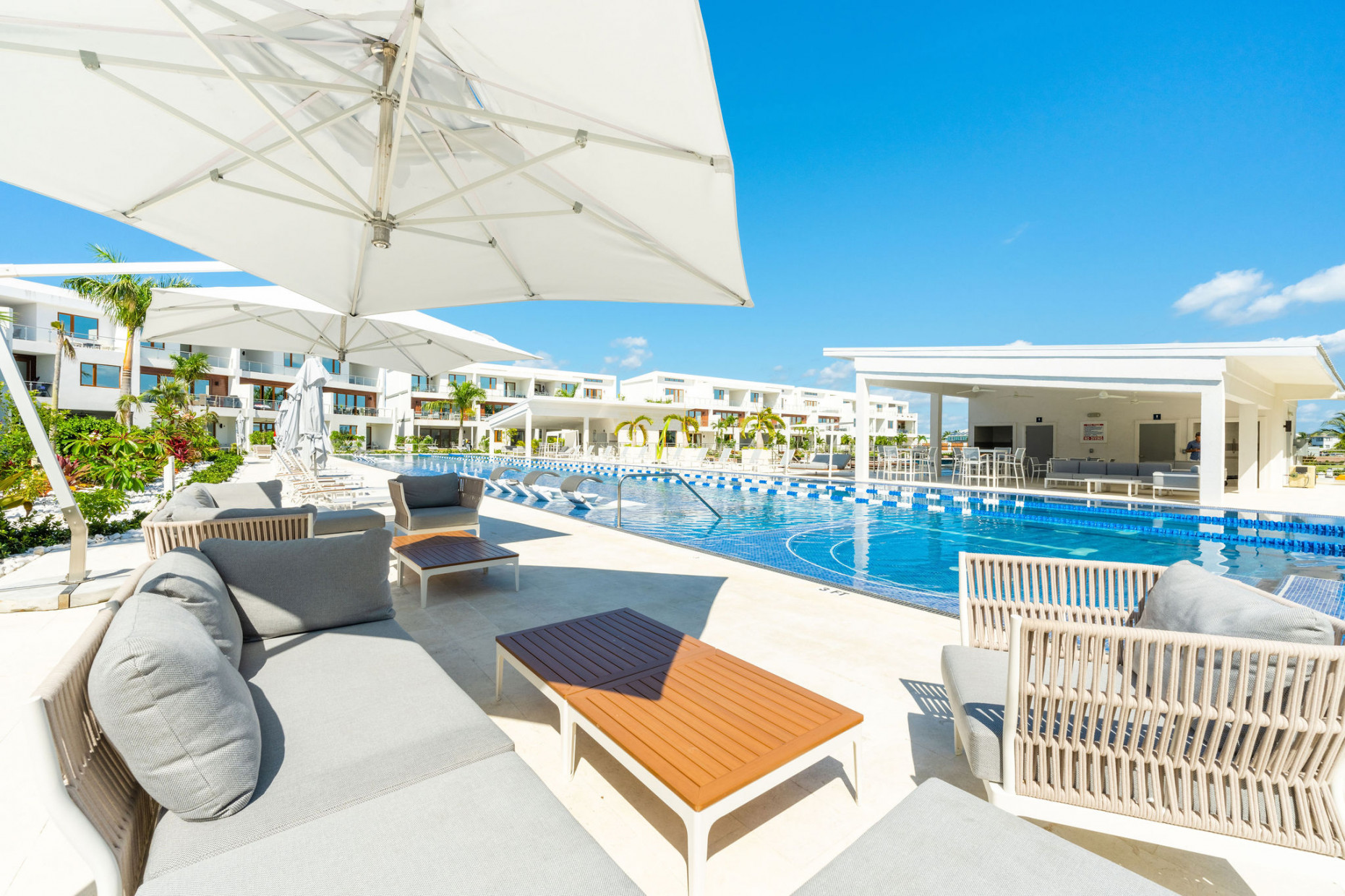 Arvia Canal Front With Dock