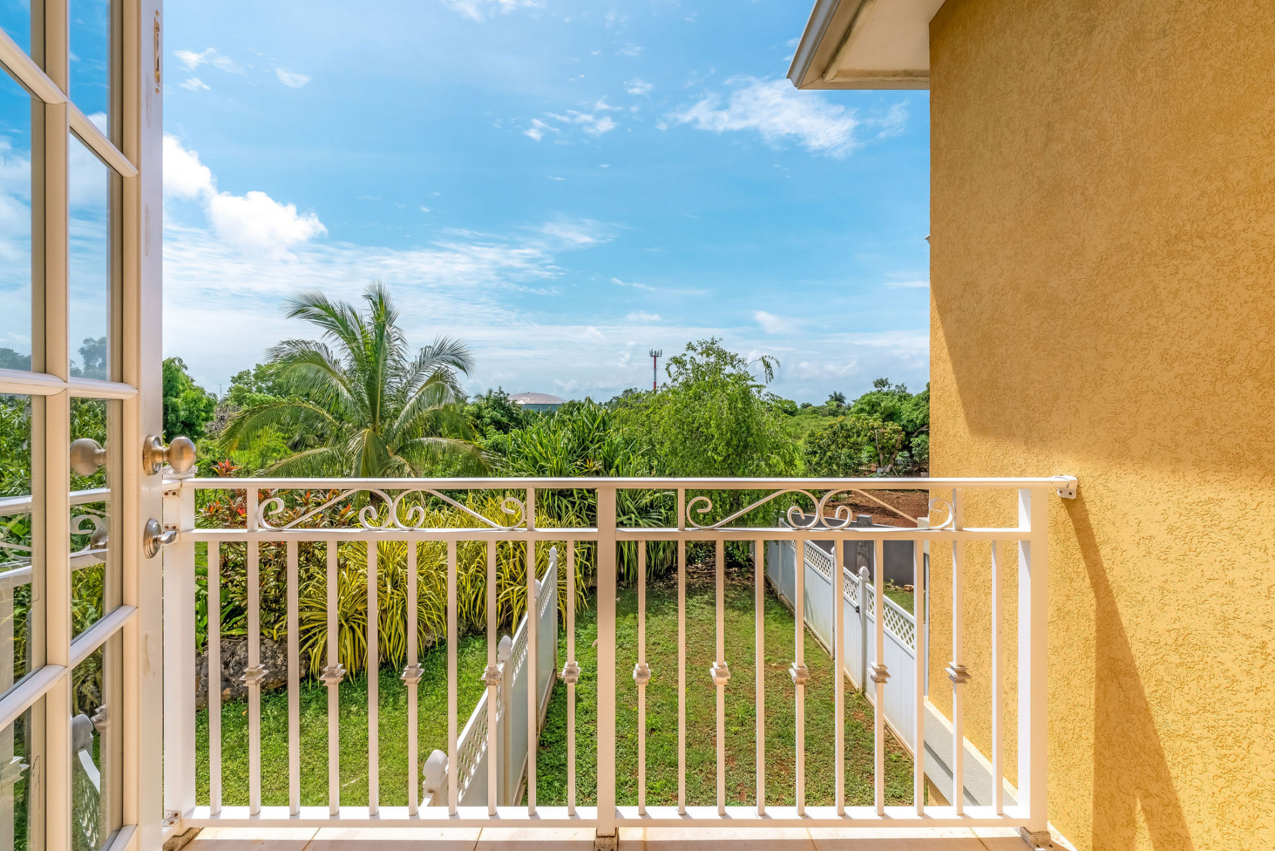 Lower Valley Luxury Condos