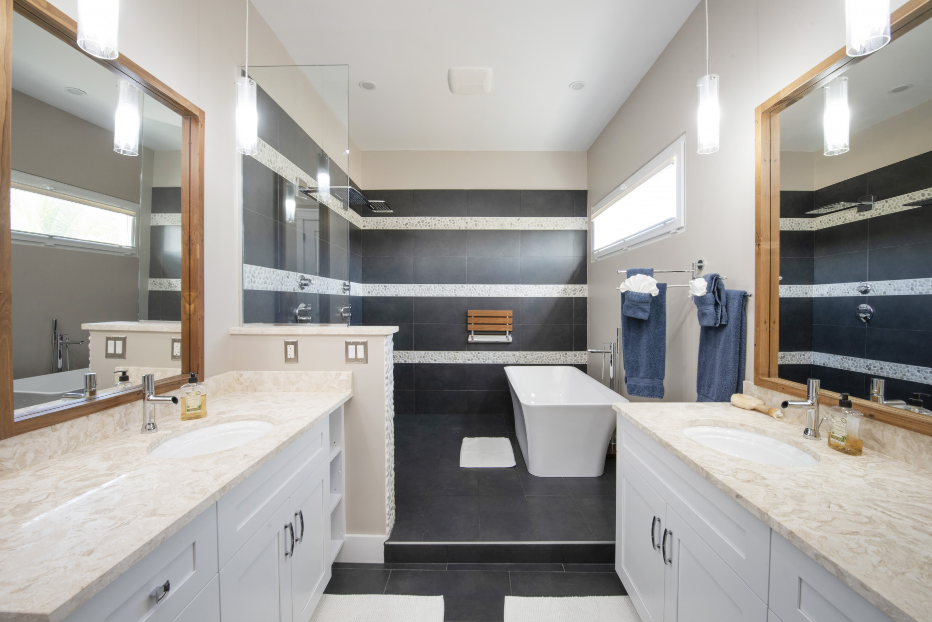 Sunrise Landing Family Home MLS415022 INTERNATIONAL REALTY GROUP LTD