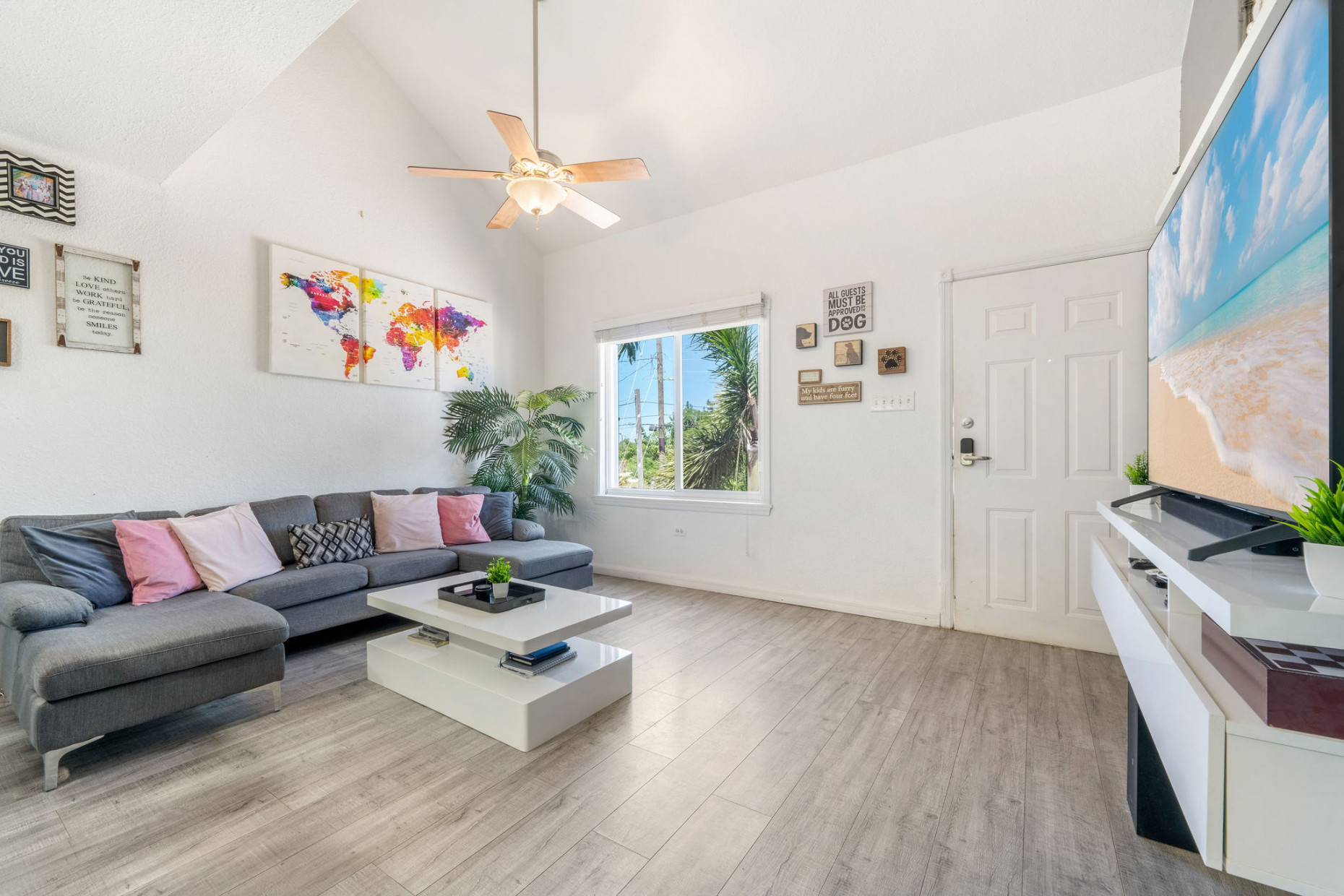 Fully Renovated 2 Bed / 2 Bath, West Bay