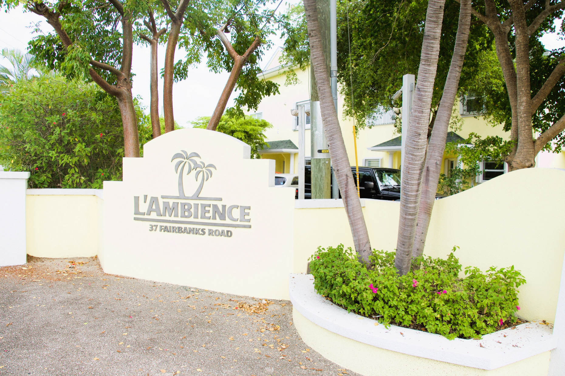 L'ambience 3 Bed Townhouse With Pool View