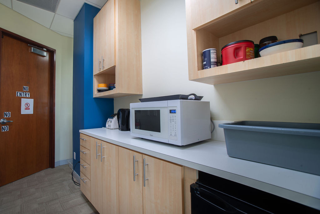 PRIME TURN-KEY OFFICE SPACE WITH OCEAN VIEWS