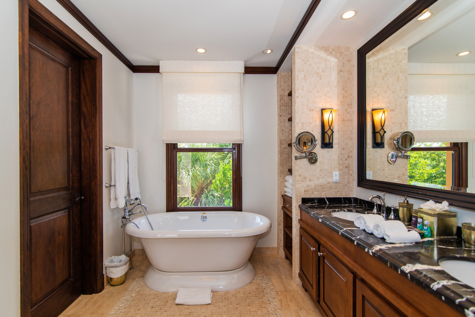 Deckhouses At The Ritz-carlton