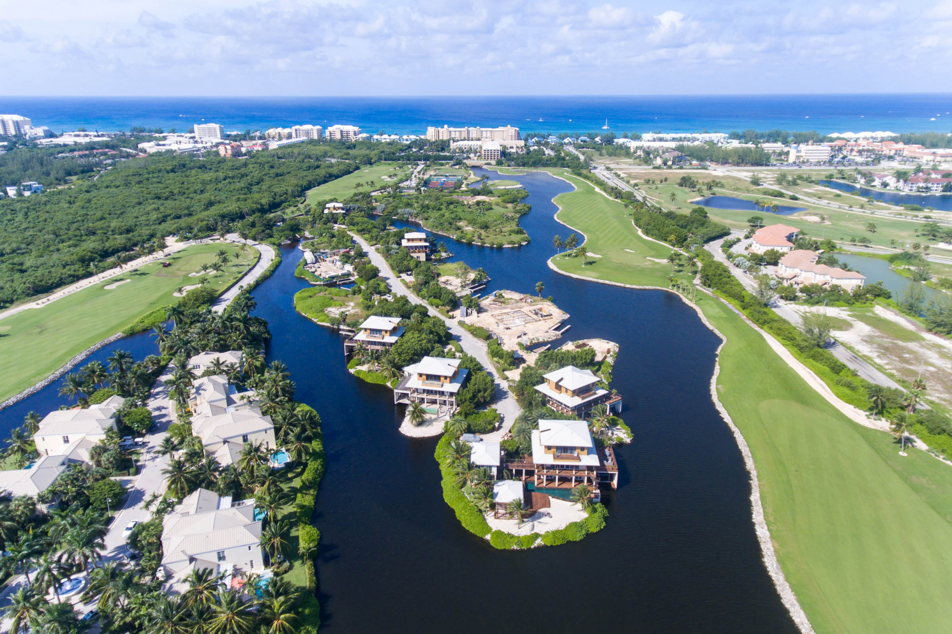 Deckhouses At The Ritz-carlton