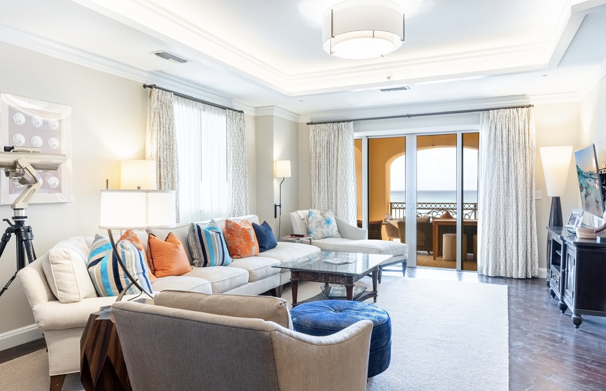 Ritz-carlton Residences #609