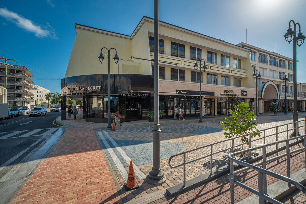 ROYAL PLAZA, 3RD FLOOR SHARED OFFICE SUITES/STORAGE SUITES (pre-leasing)