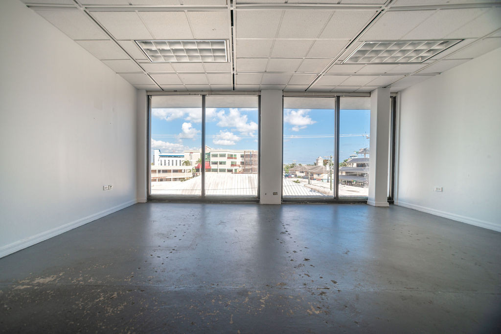 ROYAL PLAZA, 3RD FLOOR SHARED OFFICE SUITES/STORAGE SUITES (pre-leasing)