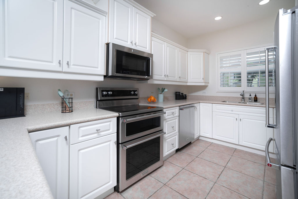 L'ambience 3 Bed Townhouse With Pool View