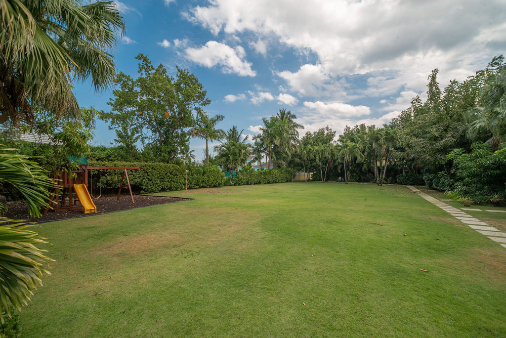 L'ambience 3 Bed Townhouse With Pool View