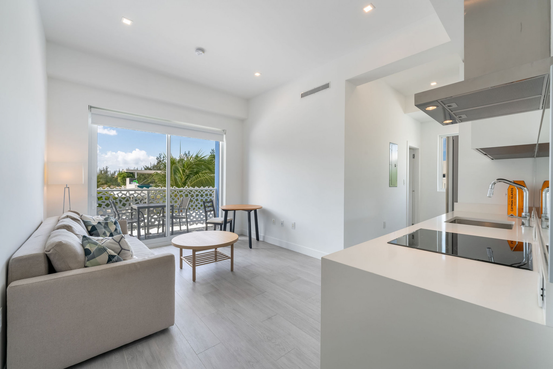 The Grove  End Unit- Seven Mile Beach Corridor