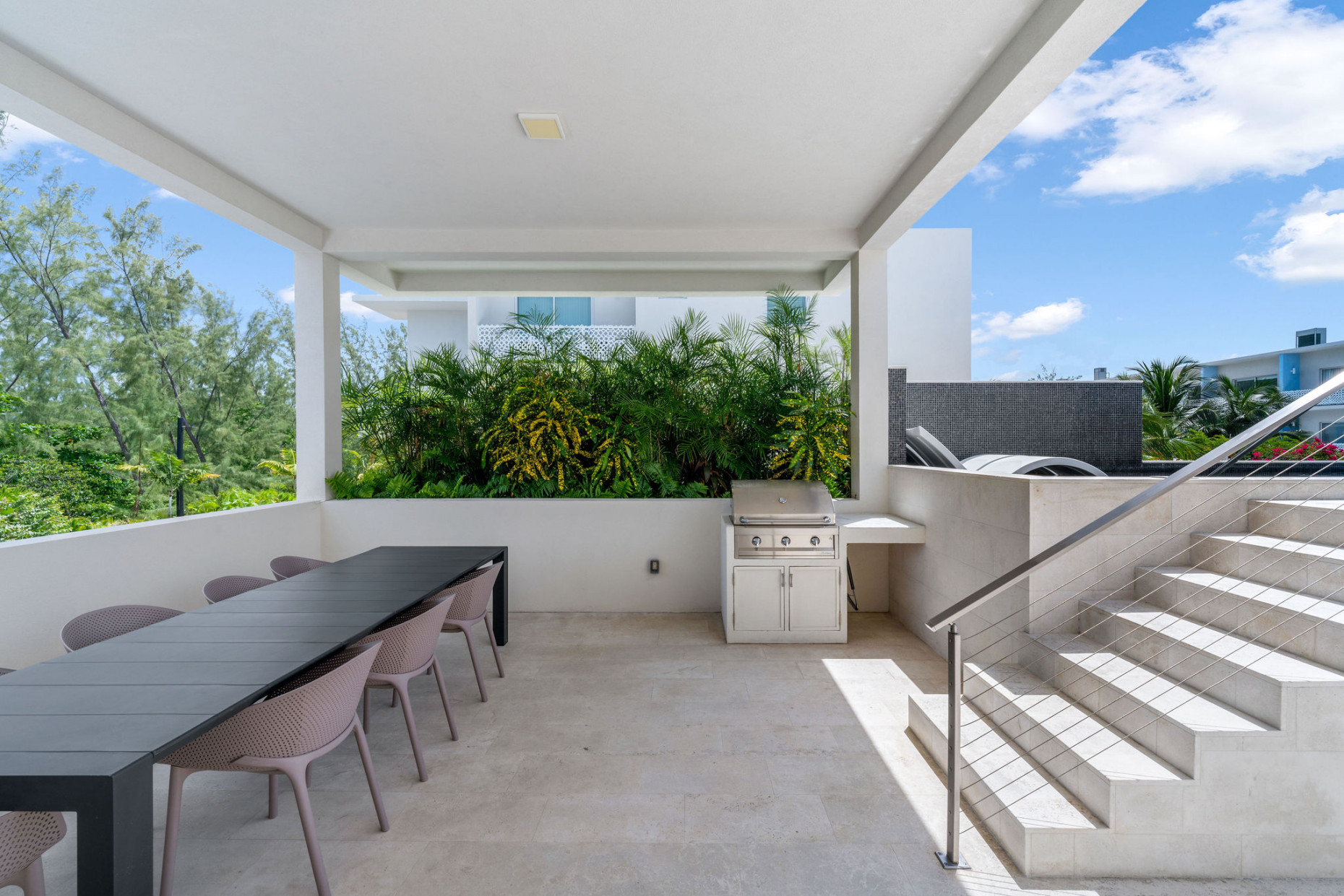 The Grove  End Unit- Seven Mile Beach Corridor