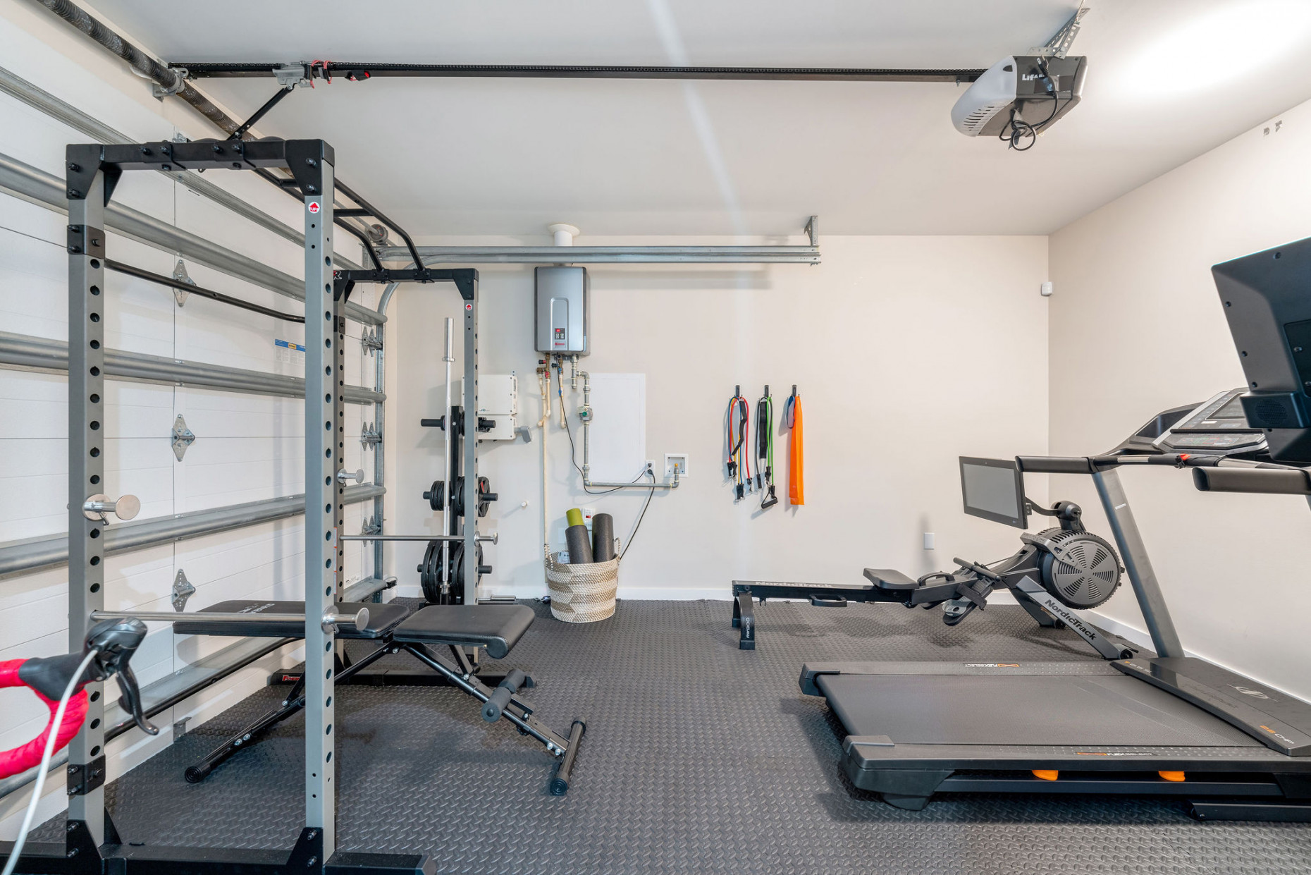 Ocean Crest, 4 Bedroom, Waterfront + Dock