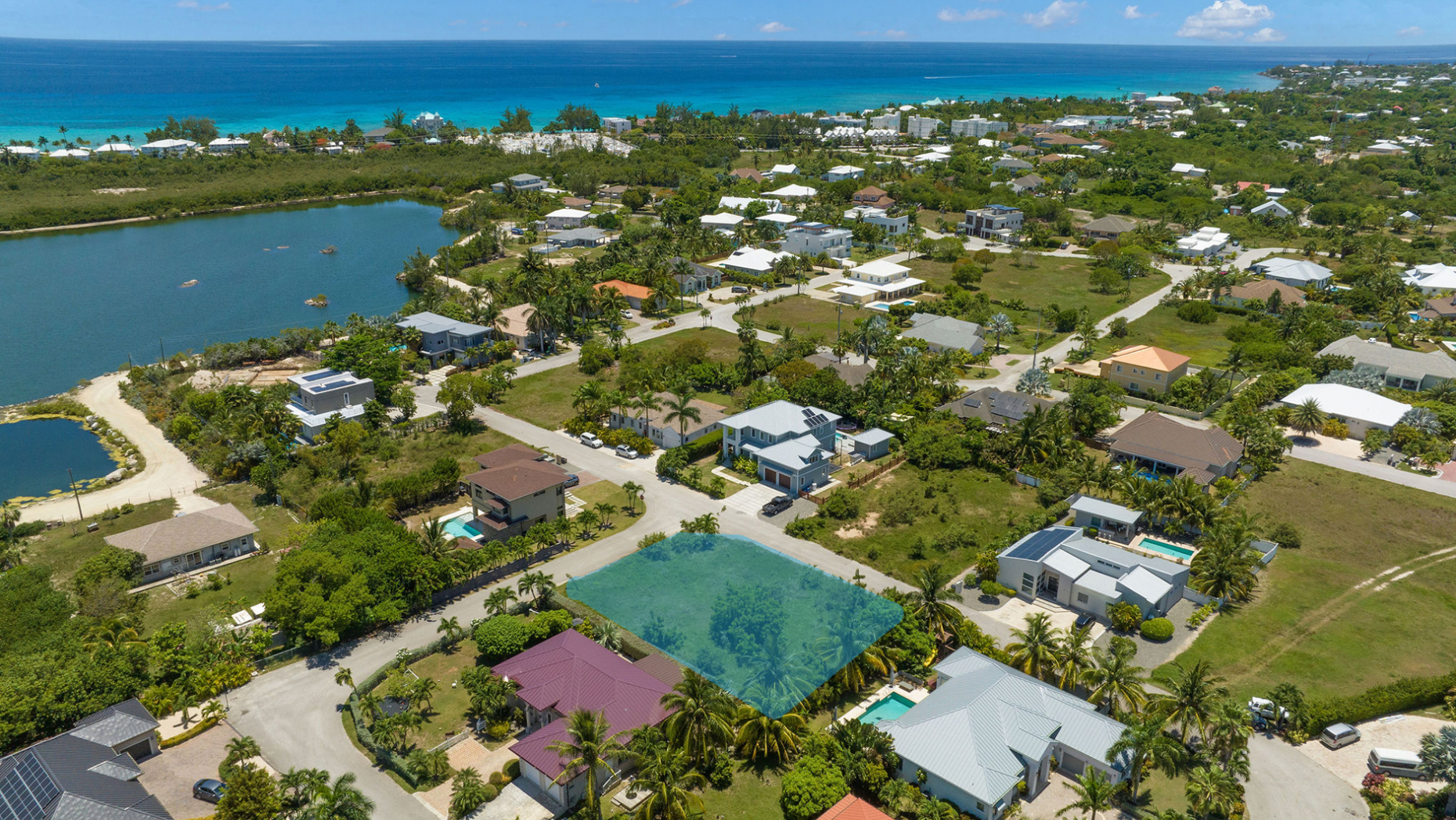 Lloyd Crescent- The Highlands- Preconstruction