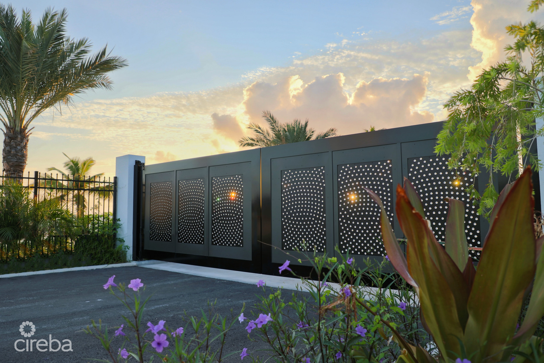 DIAMOND'S EDGE WATERFRONT ESTATE LOT 9