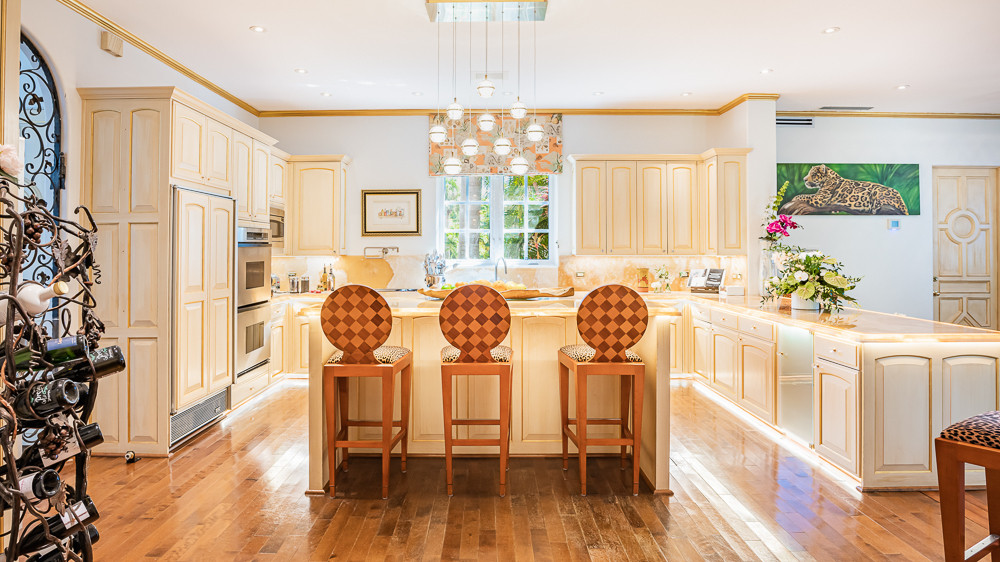 Villa Mare; A Vista Del Mar Estate Home