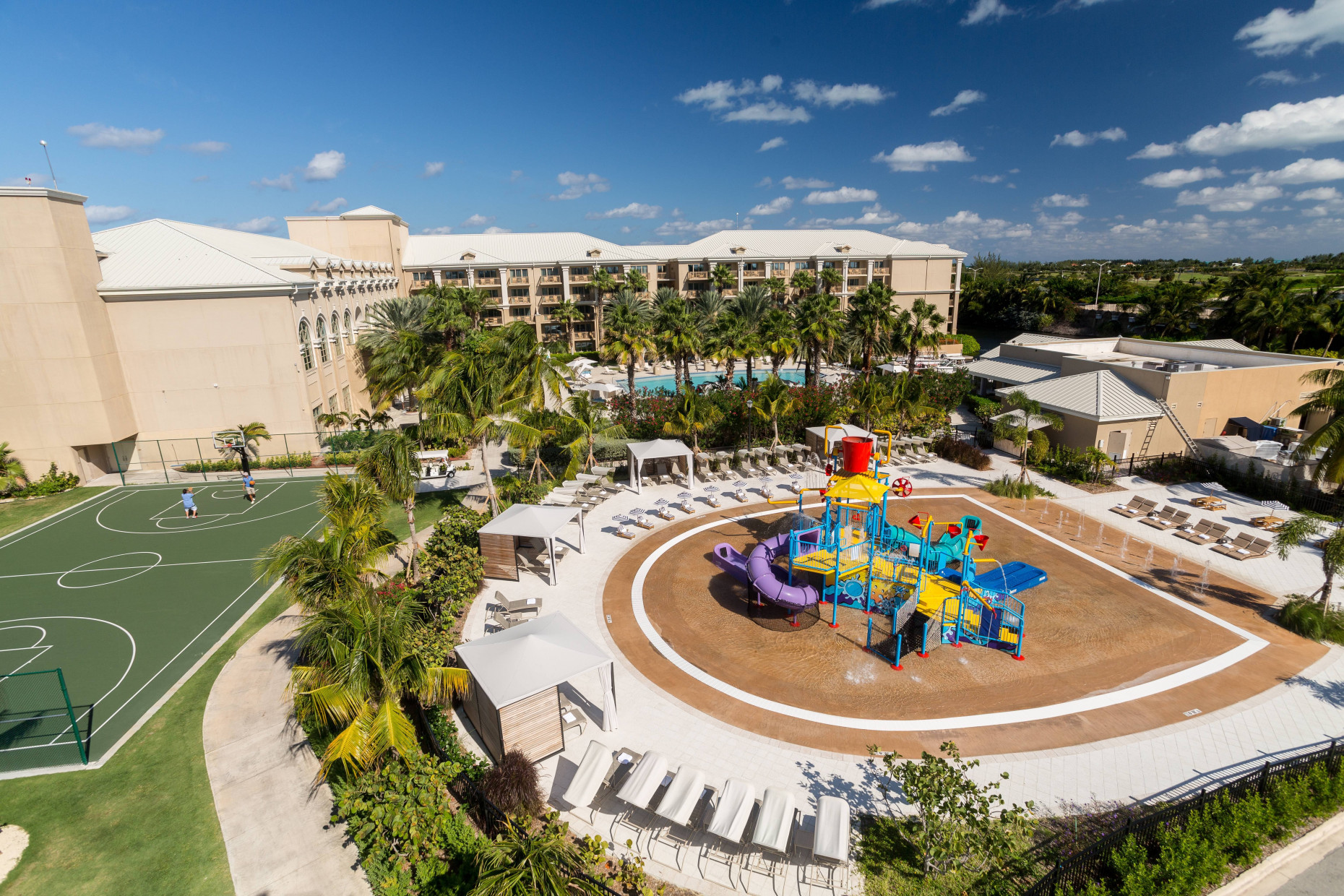 Ritz-carlton #710 North Tower & Garage