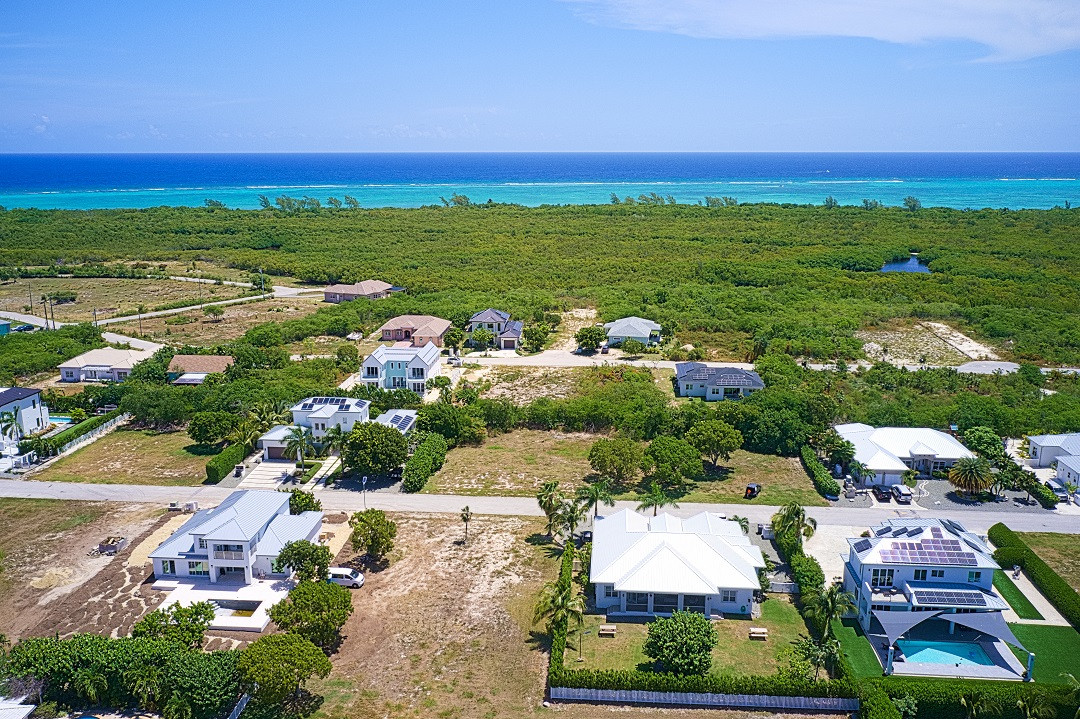 The Shores-shorecrest -executive Home Lot