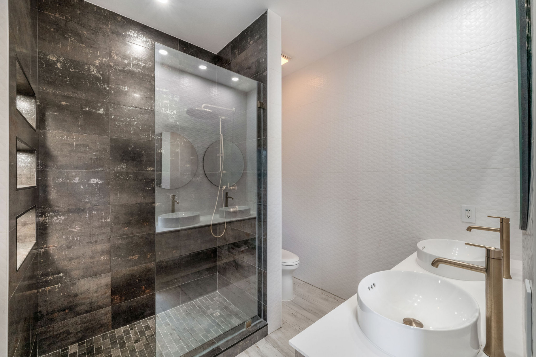 Grand Manor - Single Family Home