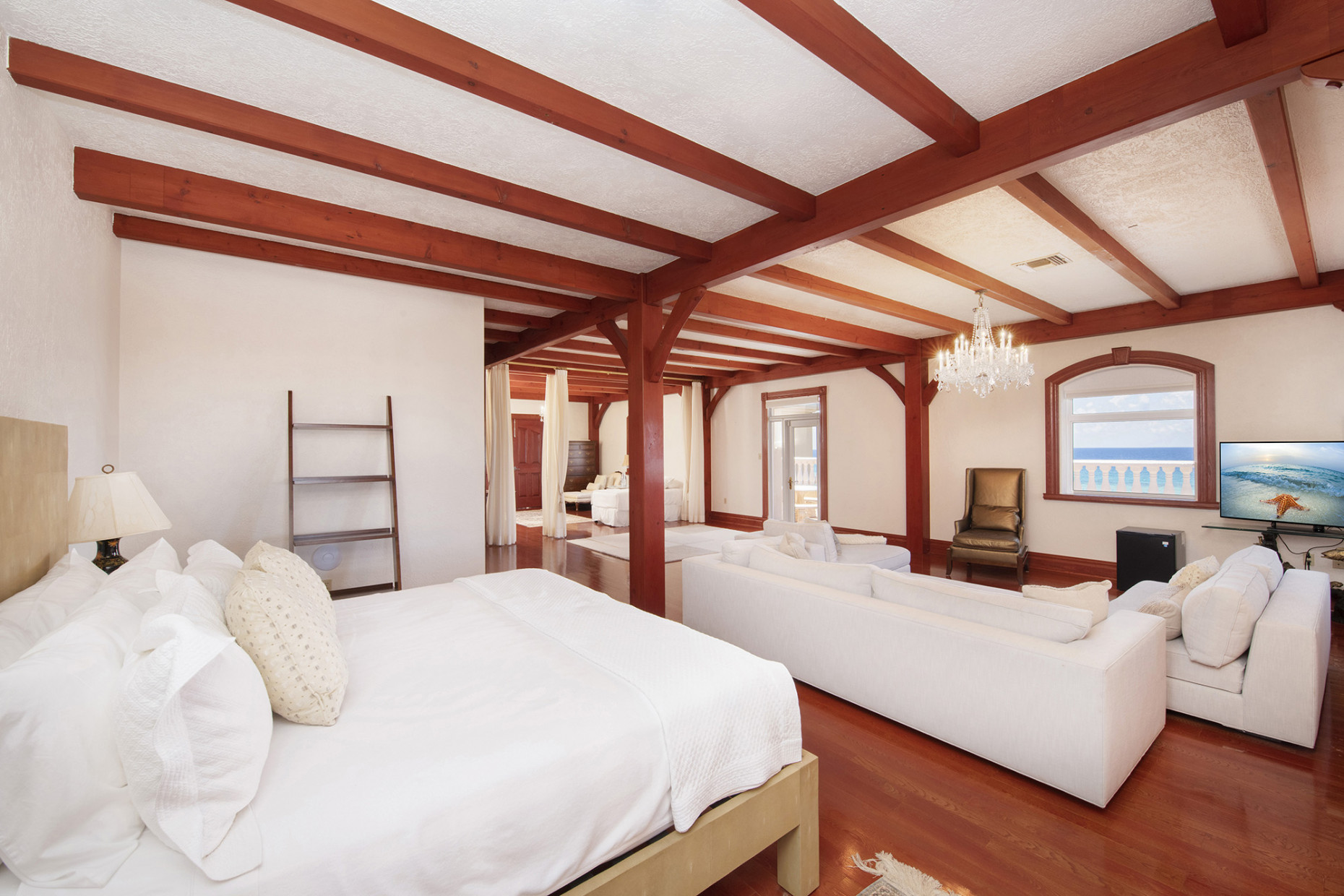 Windmill Pointe Estate & Grounds