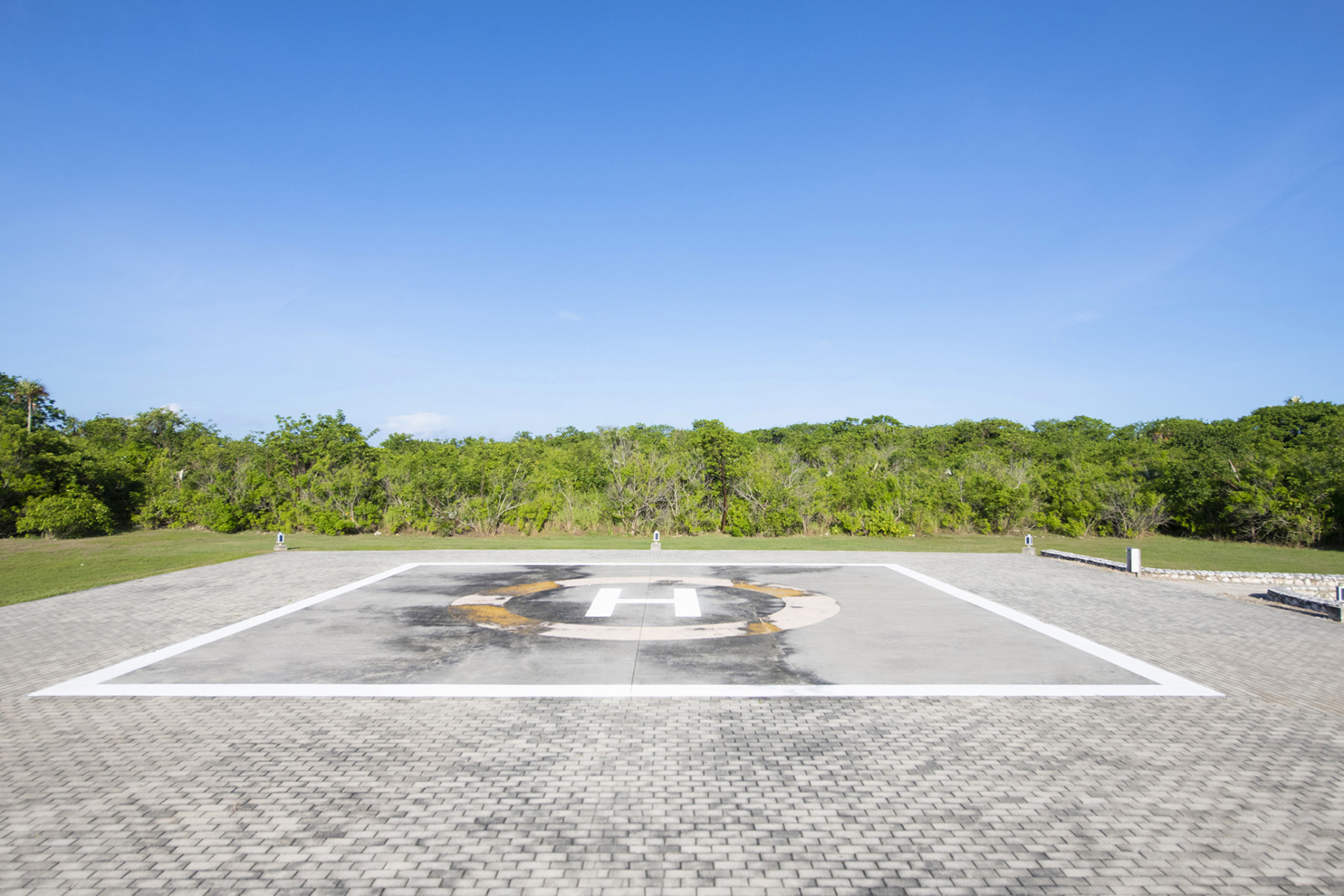 Windmill Pointe Estate & Grounds