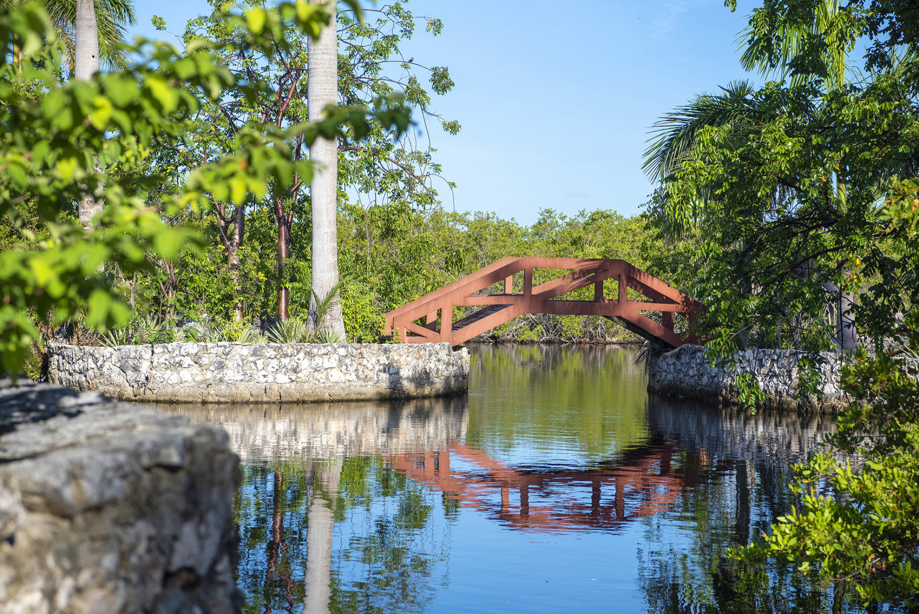 Windmill Pointe Estate & Grounds