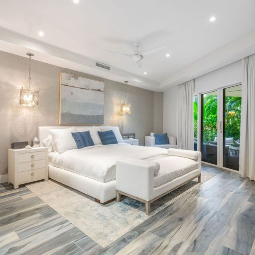 Ritz-carlton Private Residence #102