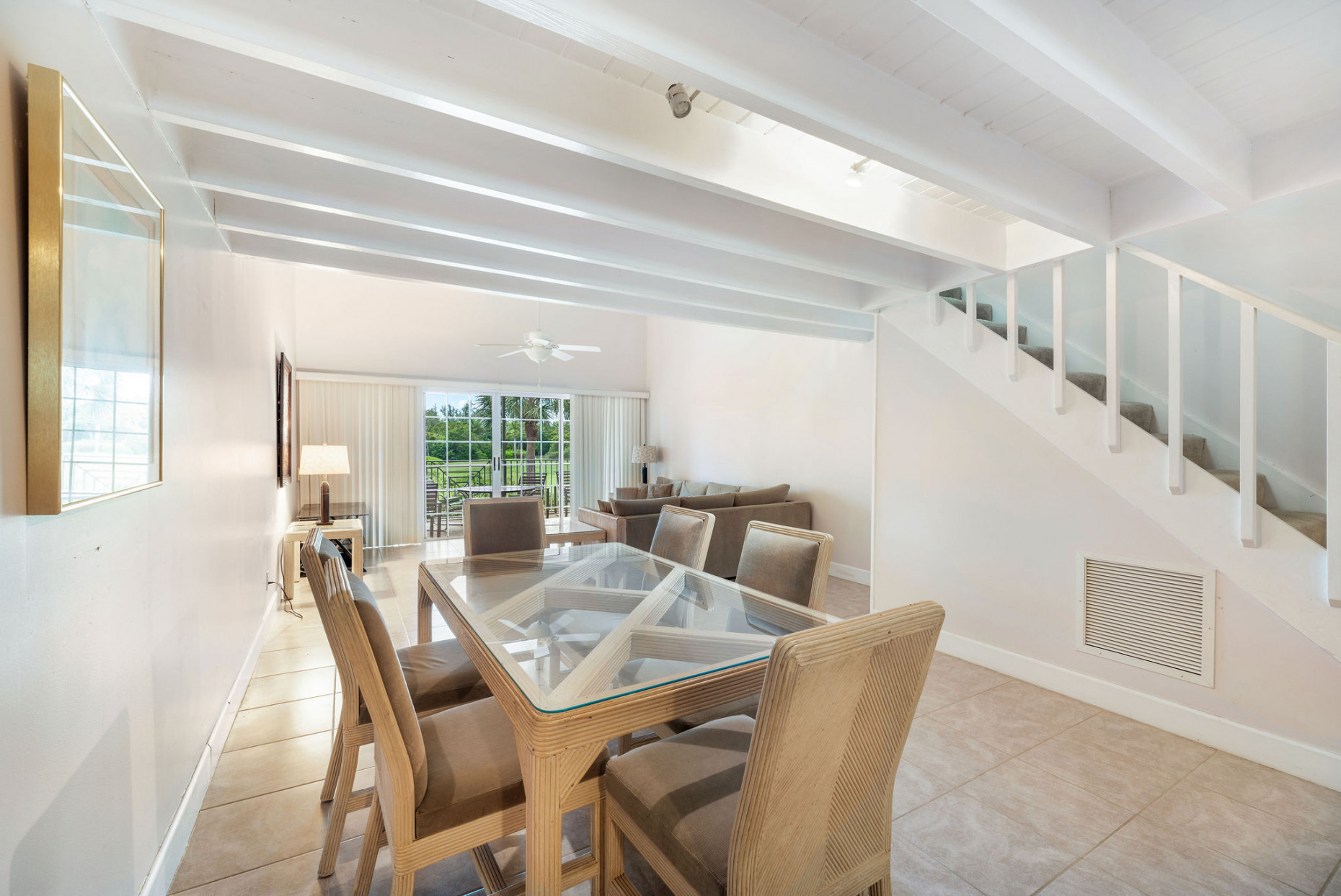 Britannia 1 Bed + Loft | Seven Mile Beach Corridor