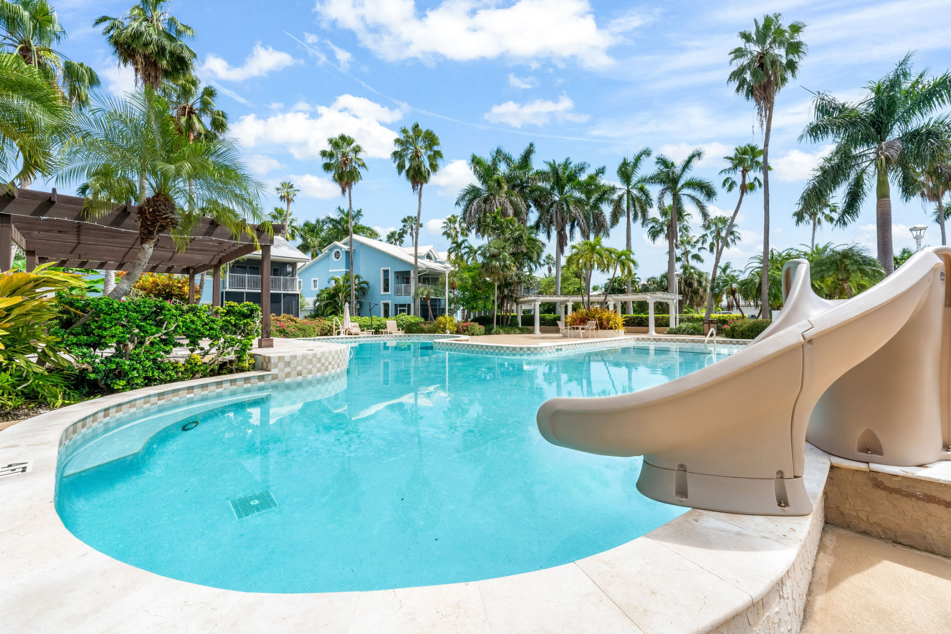 Britannia #825 | Stunning 3-bed