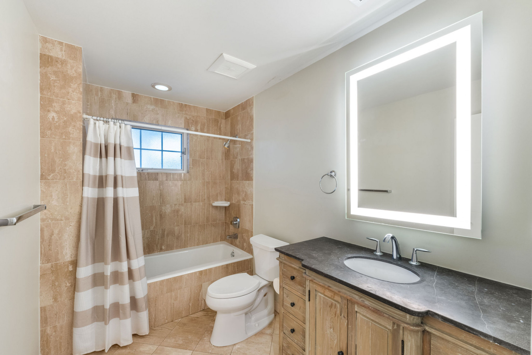 Britannia #825 | Stunning 3-bed