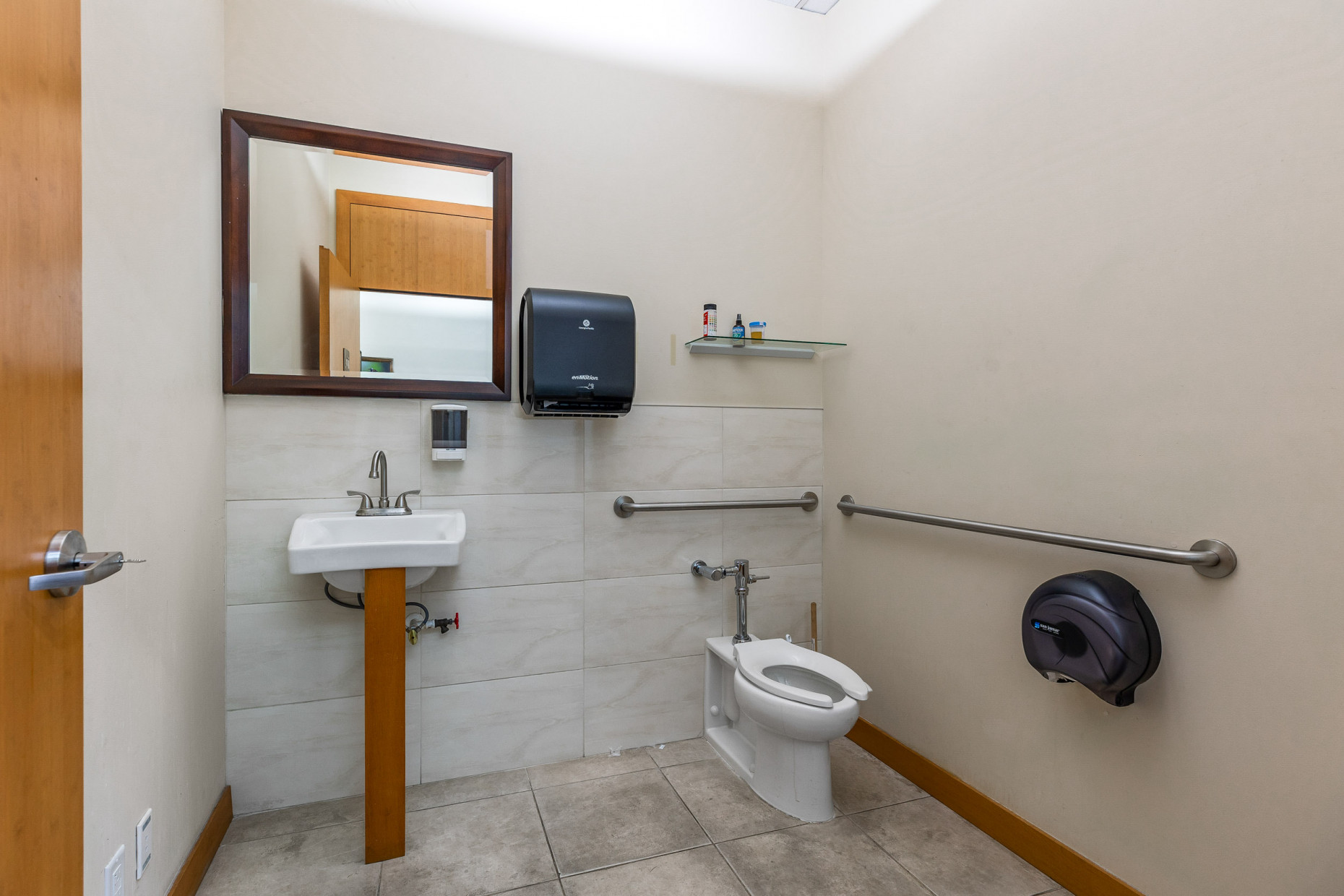 Baytown House Class A Office Suite - Ground Floor