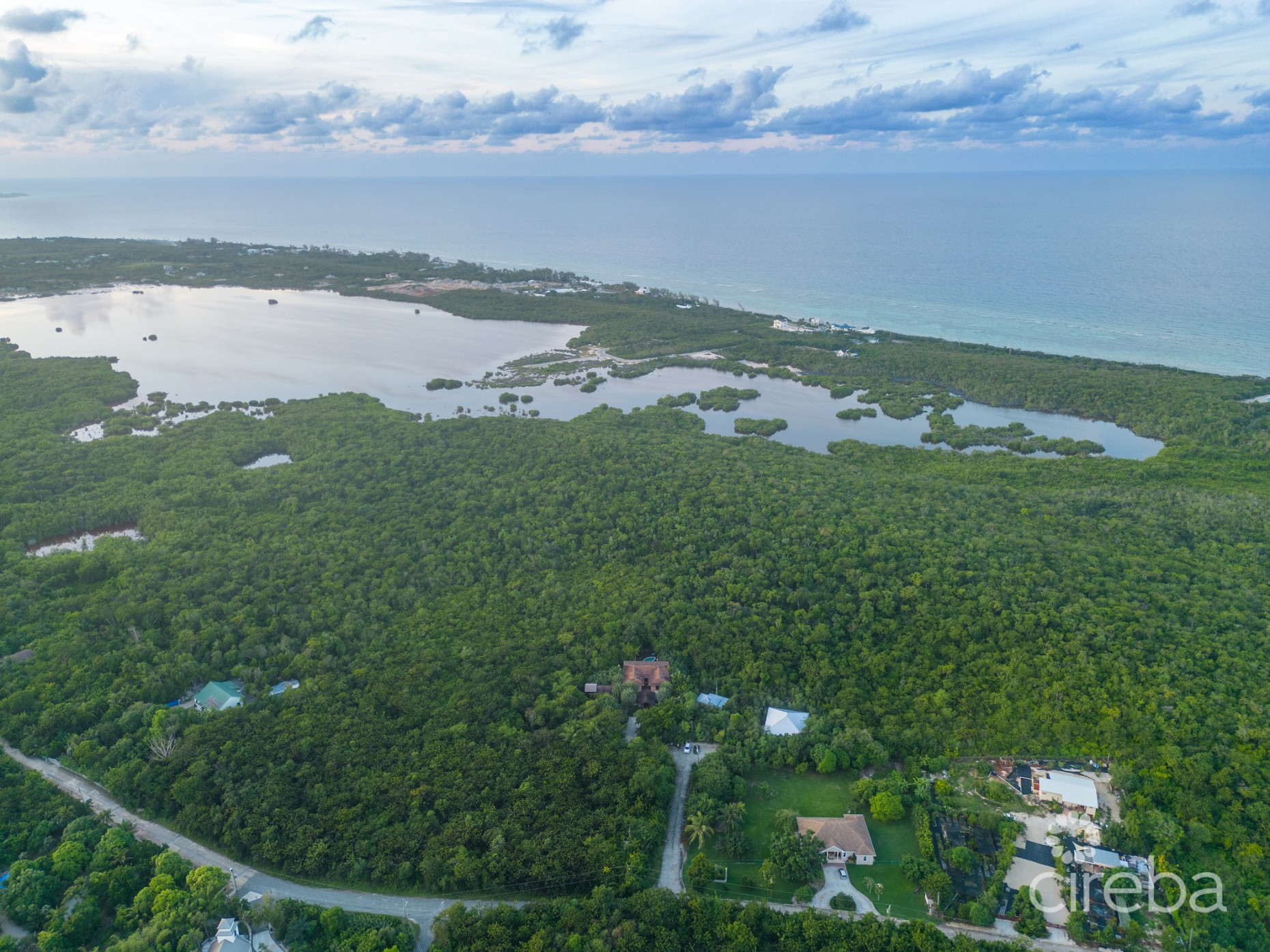 BESPOKE BALI-STYLE JUNGLE RETREAT