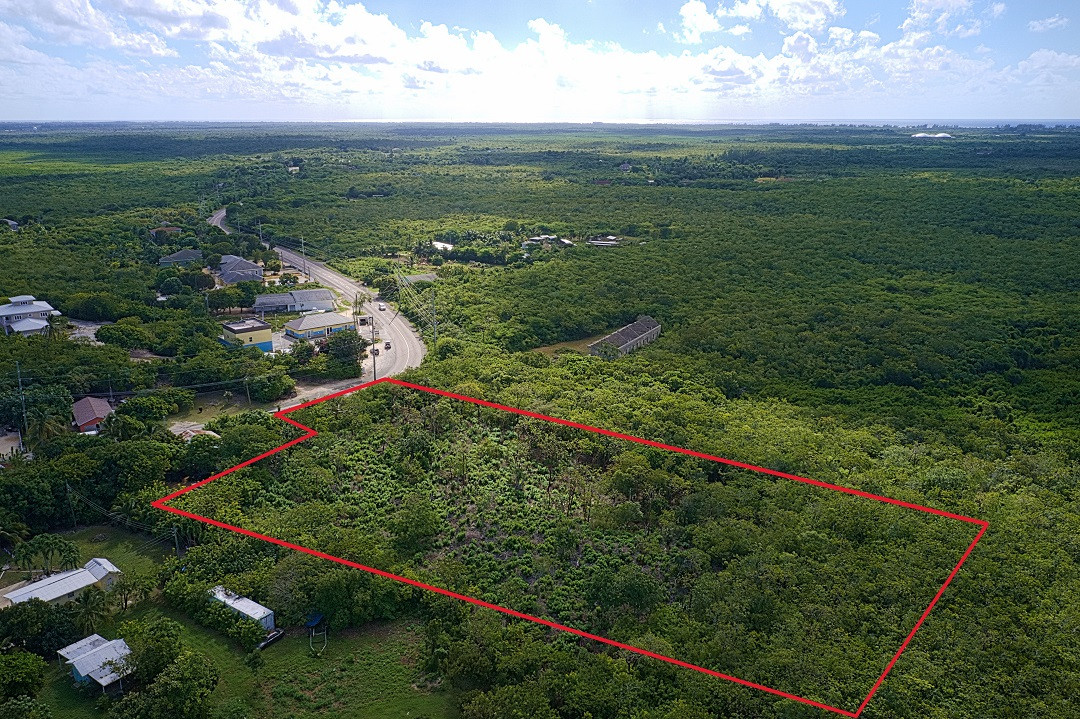 1.66 Ac Commercial Neighbourhood, North Side