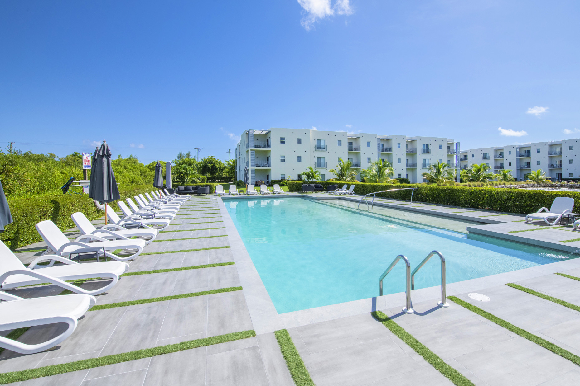 19 North | Extended 1-bed Plus 140 Sqft Balcony