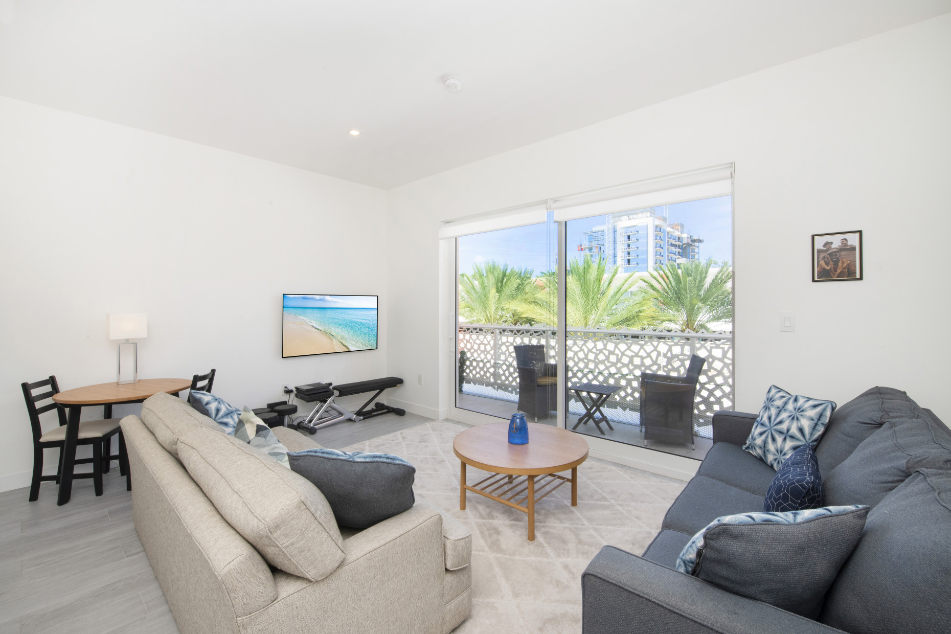 The Grove #33 | Seven Mile Beach Corridor