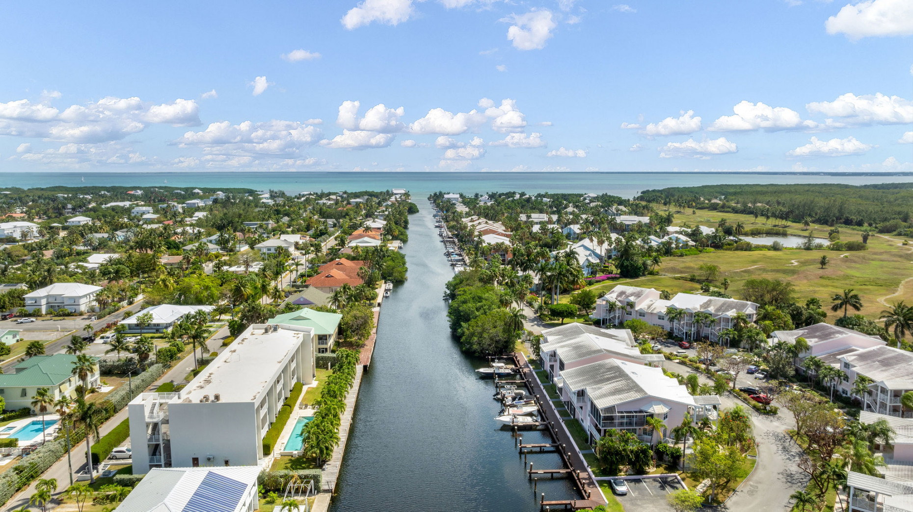 Britannia #133 | Canalfront Penthouse | 2-bed + Loft + Dock