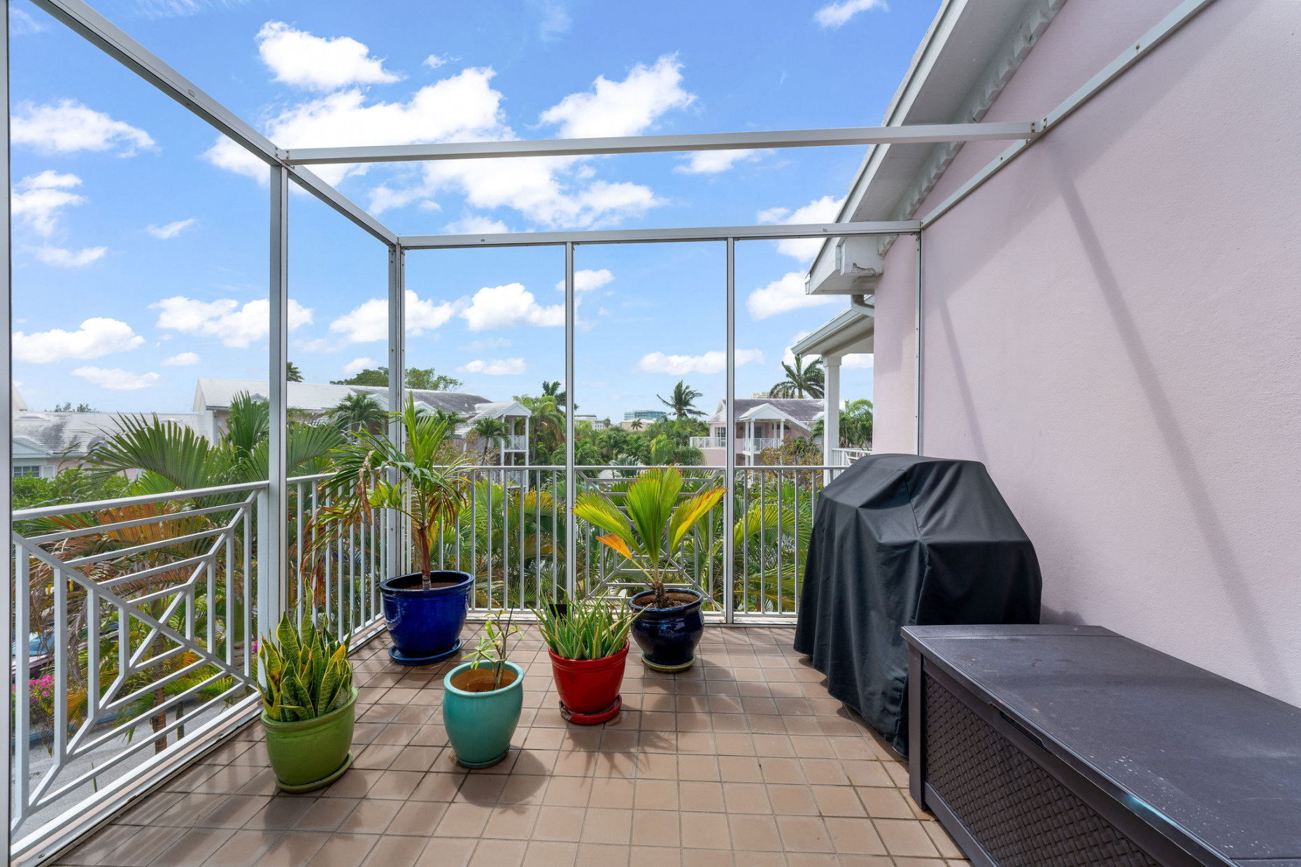 Britannia #133 | Canalfront Penthouse | 2-bed + Loft + Dock