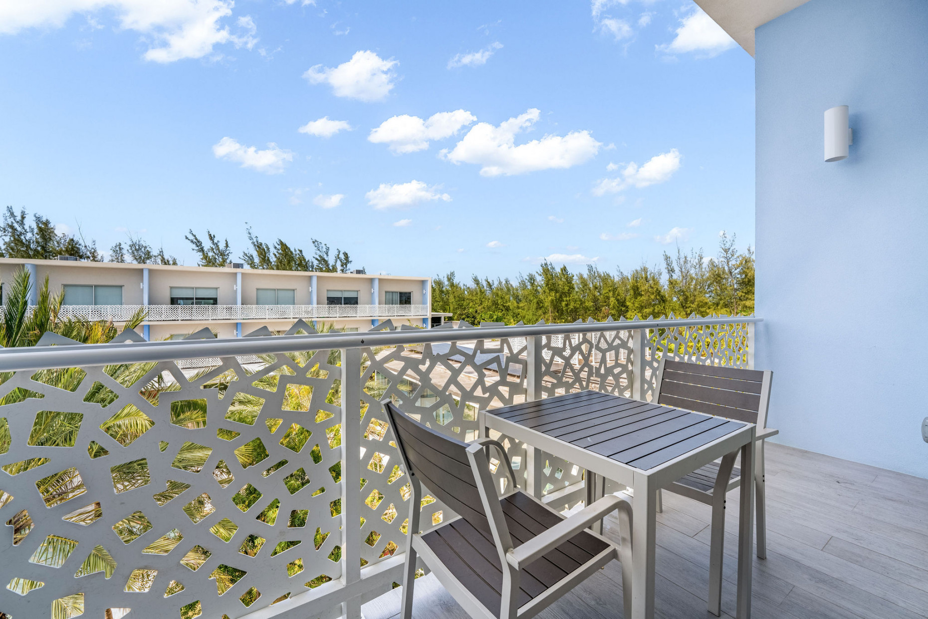 The Grove 53 | Top Floor | Seven Mile Beach Corridor