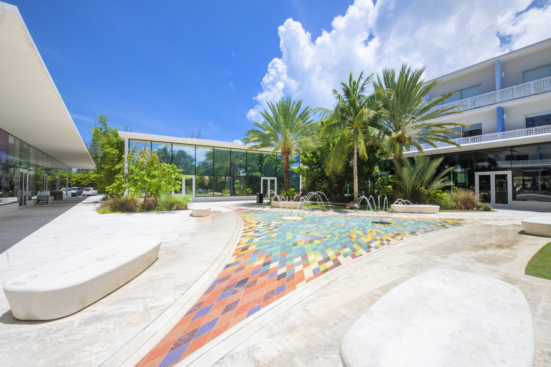 The Grove 53 | Top Floor | Seven Mile Beach Corridor