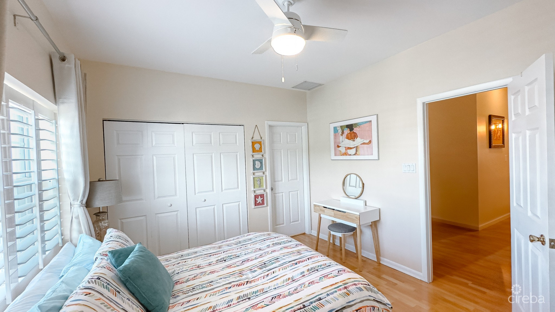 SOUTH SOUND 4 BED HOME -SUNRISE