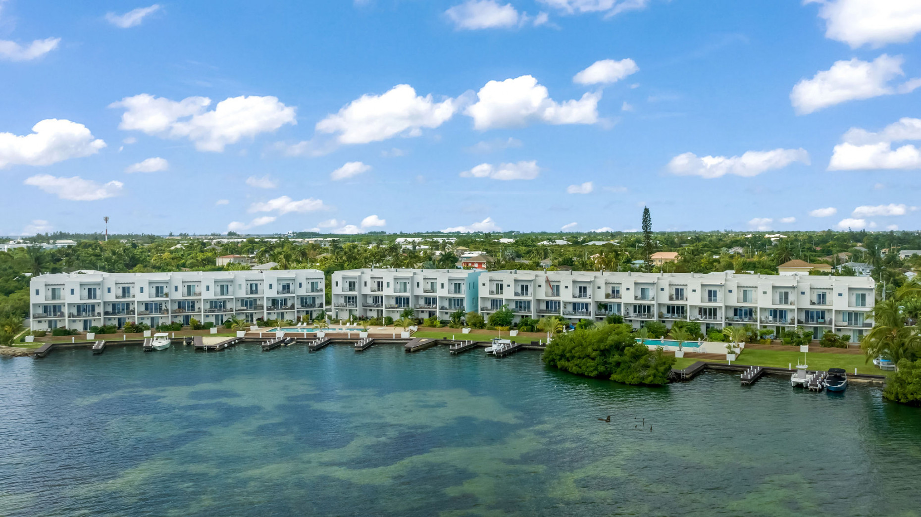 Ocean Crest |  4 - Bed Oceanfront + Garage / Dock