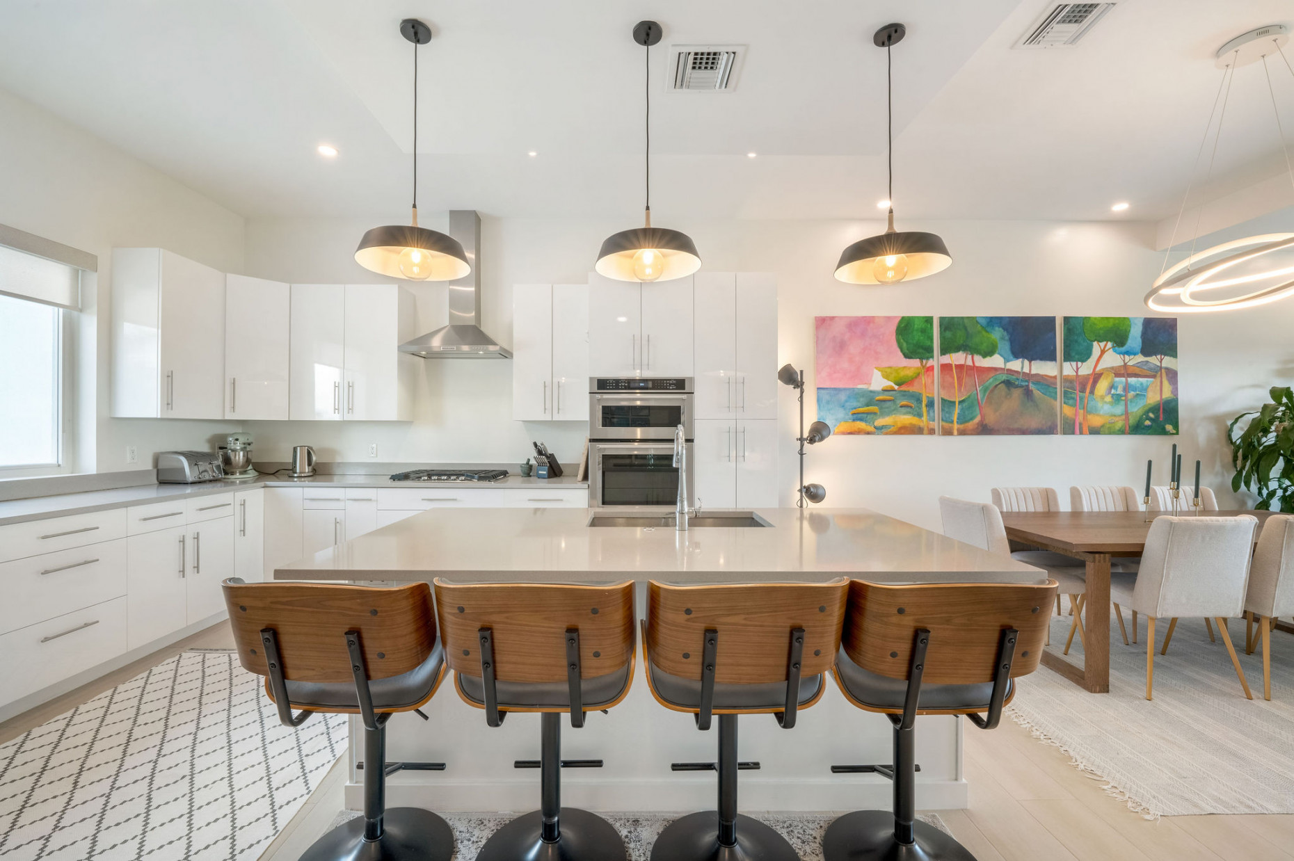 Ocean Crest |  4 - Bed Oceanfront + Garage / Dock