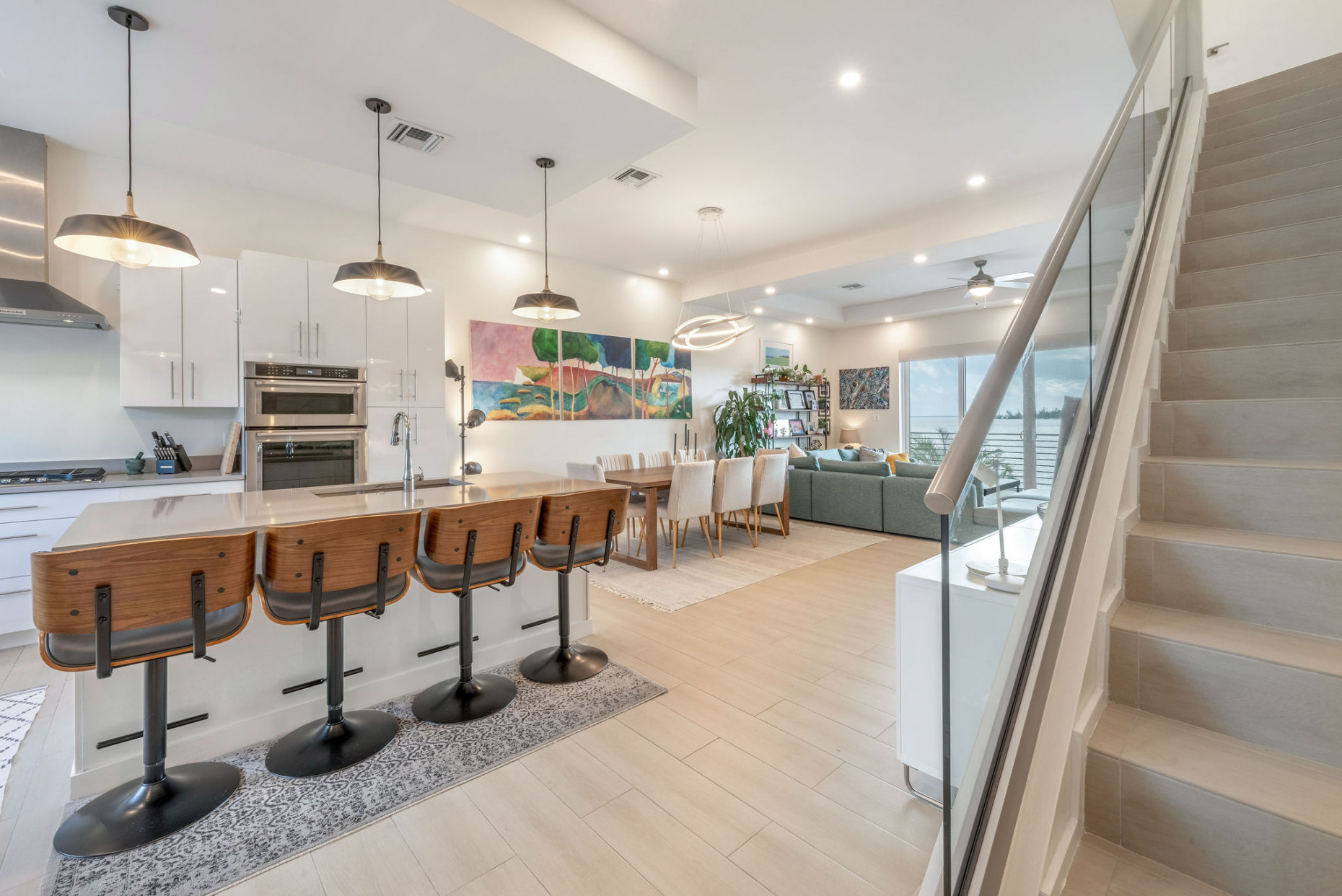 Ocean Crest |  4 - Bed Oceanfront + Garage / Dock