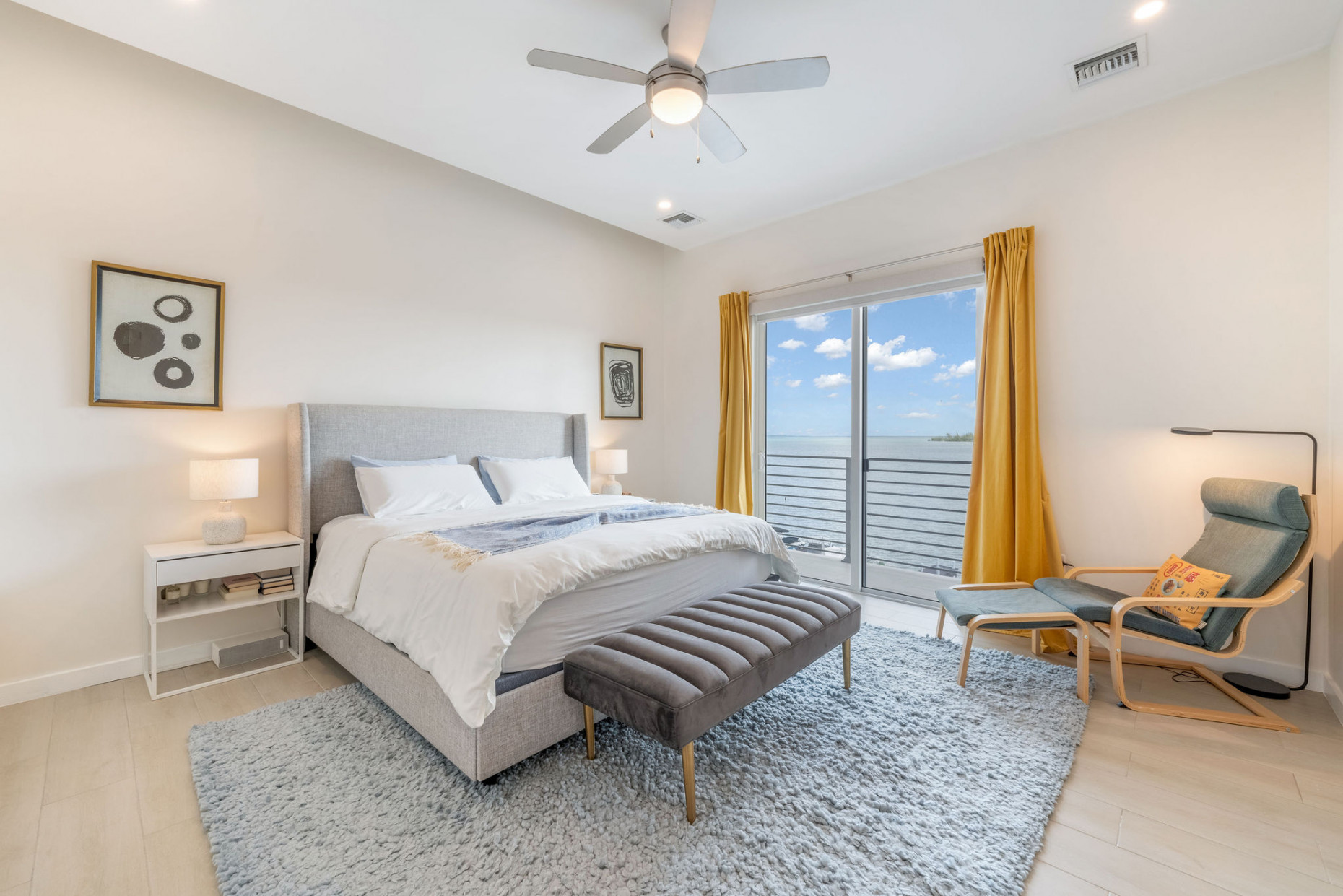 Ocean Crest |  4 - Bed Oceanfront + Garage / Dock