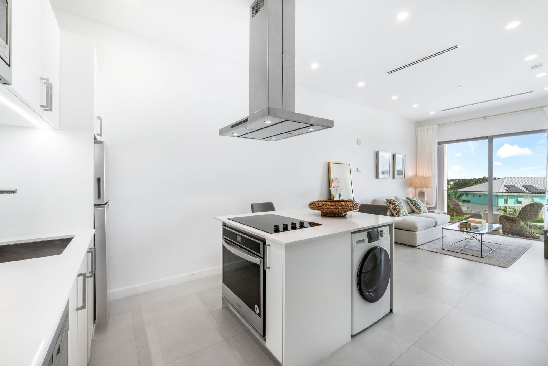 Harbour Walk Residences | Chic 1-bed + Den