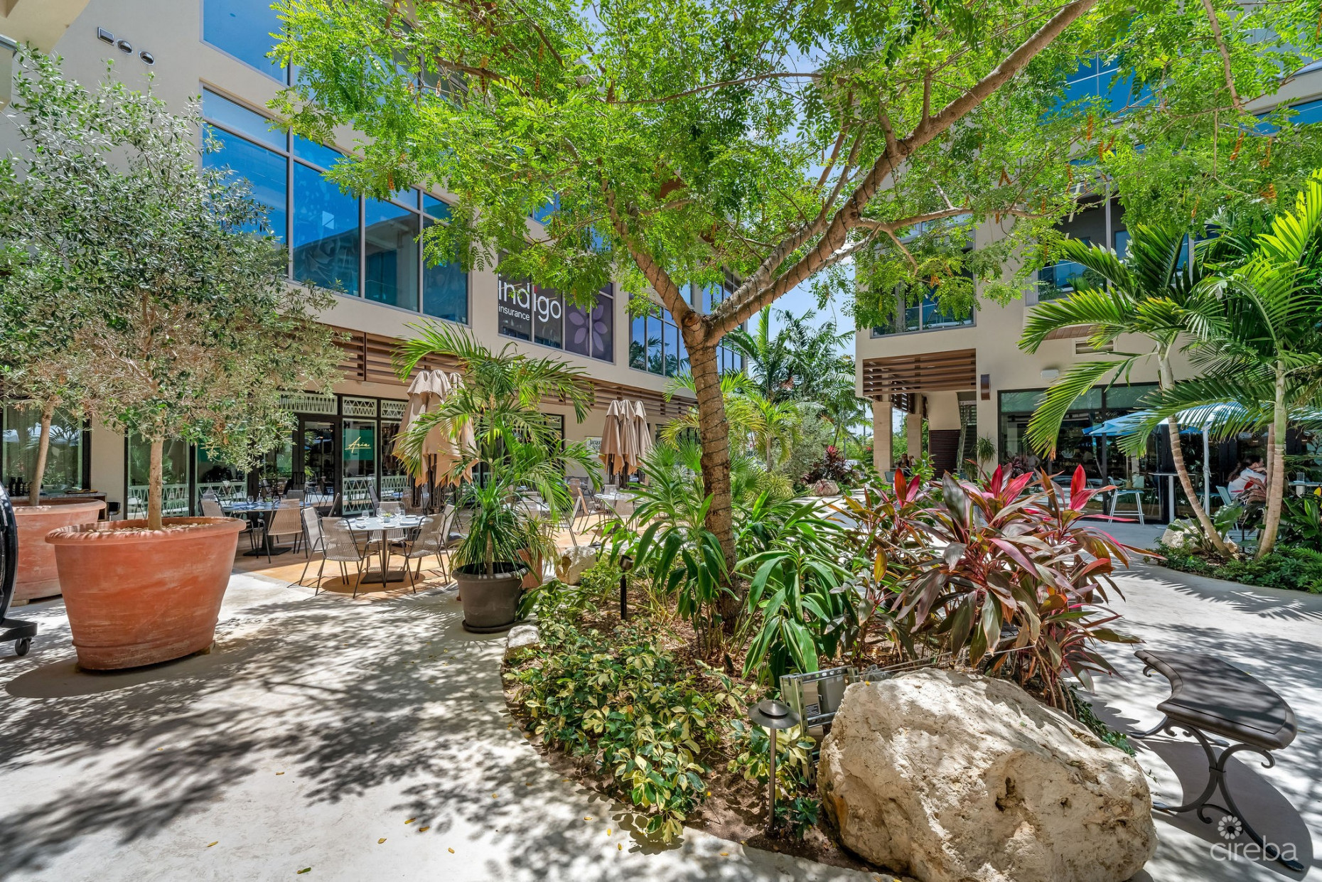 HARBOUR WALK RESIDENCES | CHIC 1-BED