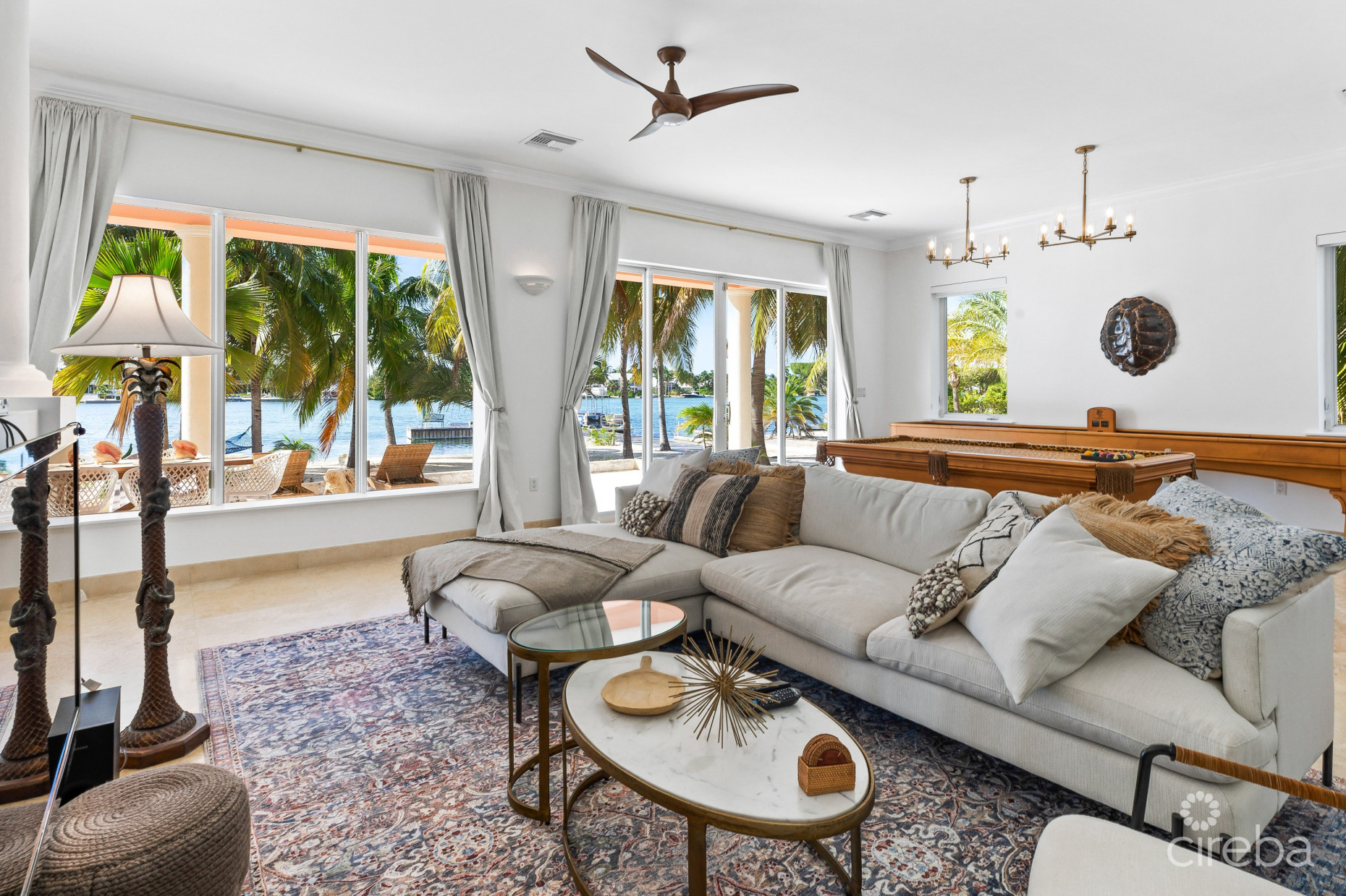 PIECES OF EIGHT, RUM POINT ESTATE