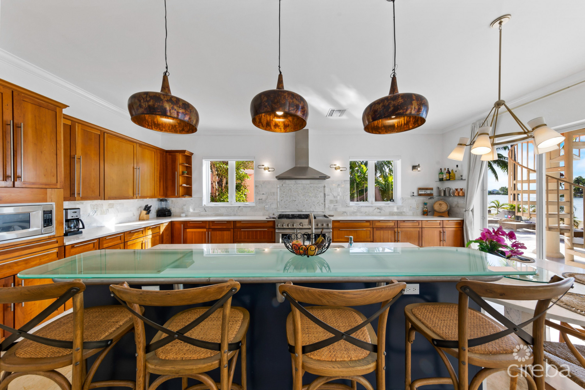 PIECES OF EIGHT, RUM POINT ESTATE